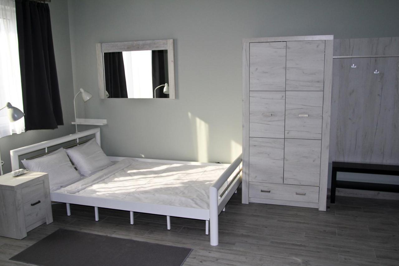 Motel Lunar Oświęcim Exteriör bild
